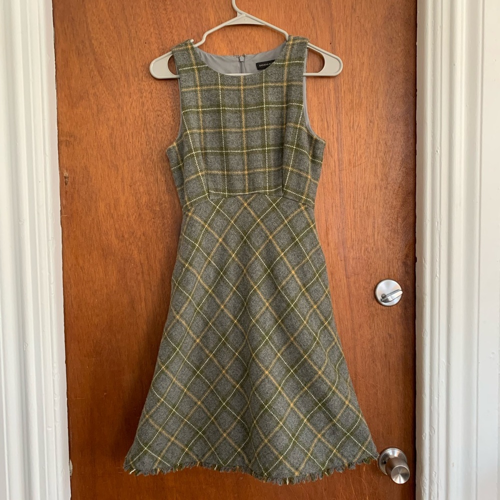 Banana Republic Gray and Yellow Plaid Dress Size 4